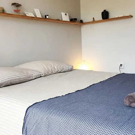Beautiful Parisian Apt- Buttes-Chaumont Park * Paris