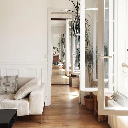 Apartamento Beautiful Parisian Apt- Buttes-Chaumont Park *