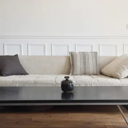 Beautiful Parisian Apt- Buttes-Chaumont Park Apartamento
