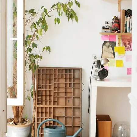 Beautiful Parisian Apt- Buttes-Chaumont Park Apartamento Paris